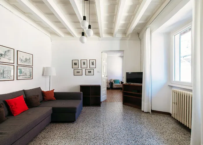 Riflessi Sul By Quokka 360 - Historic With View דירה